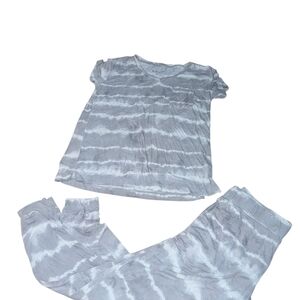 🛍️ Koolaburra Gray and White Tie-Dye Women's  Pajama Set Size PS